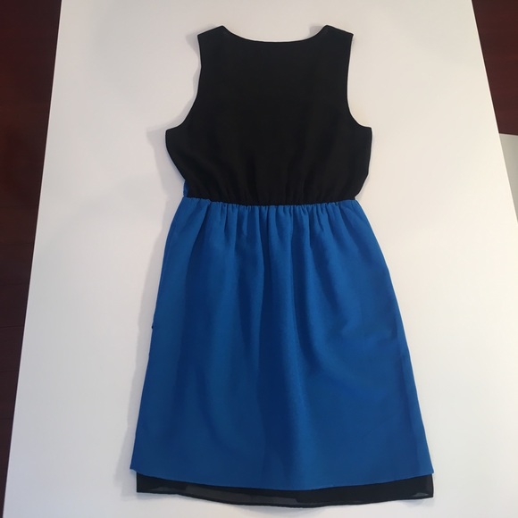 Petticoat Alley Blue and Black Dress w Sheer Panel - Picture 5 of 6