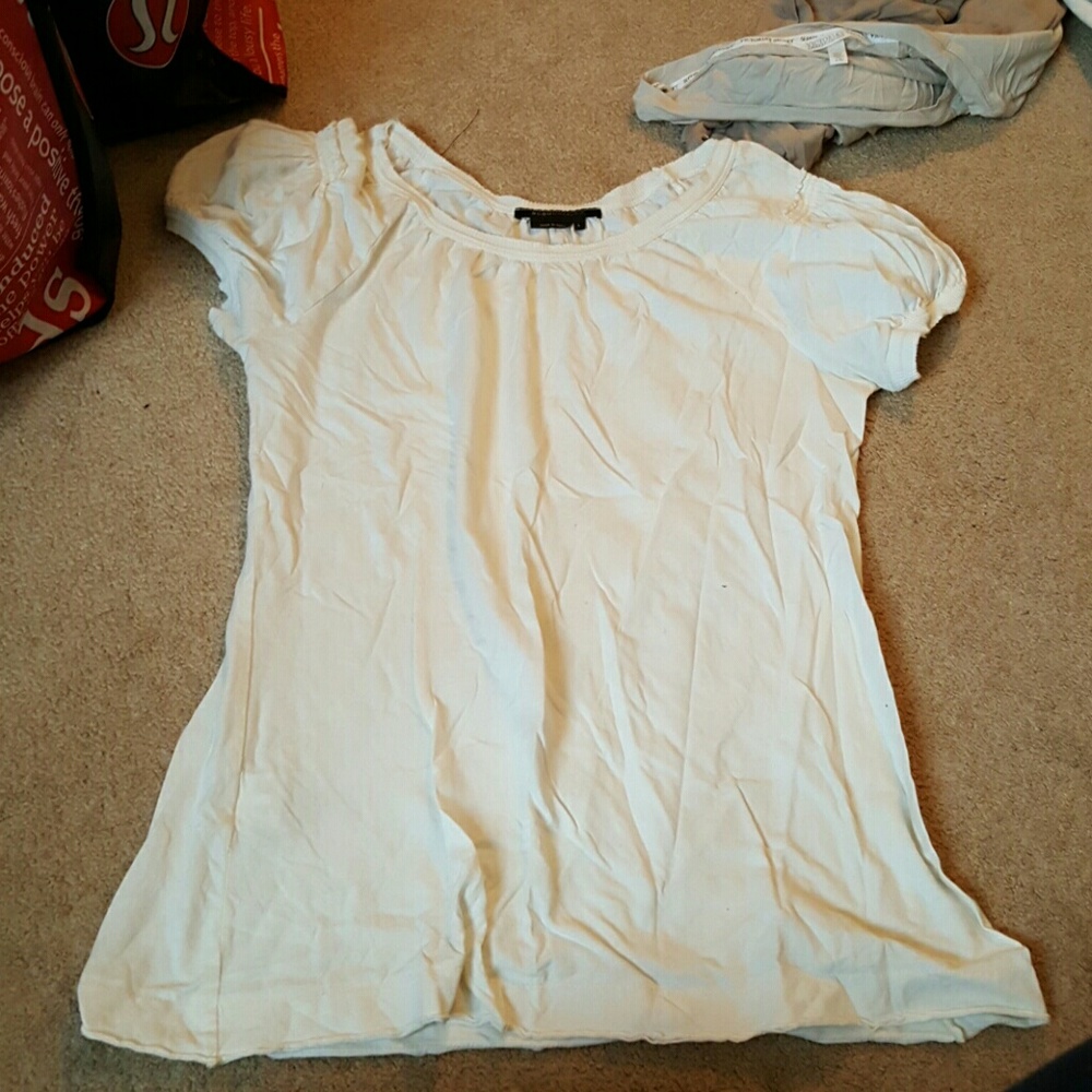 Bcbgmaxazria off white top