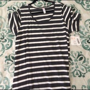 Lularoe classic t 2XL