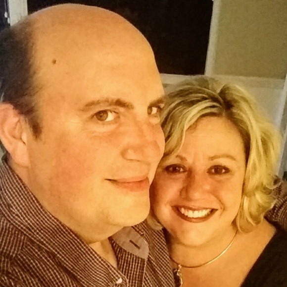 Meet your Posher, Lisa - Picture 3 of 3