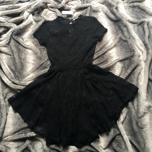 Kendall & Kylie Dresses & Skirts - NWT Kendall and Kylie Lace Dress