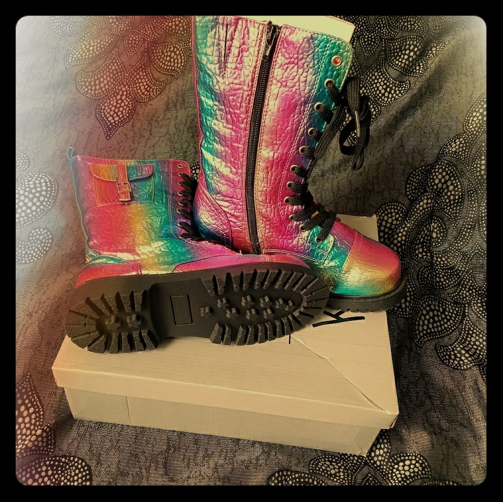 Volatile kids boots