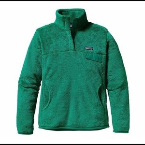 Green Patagonia Pullover