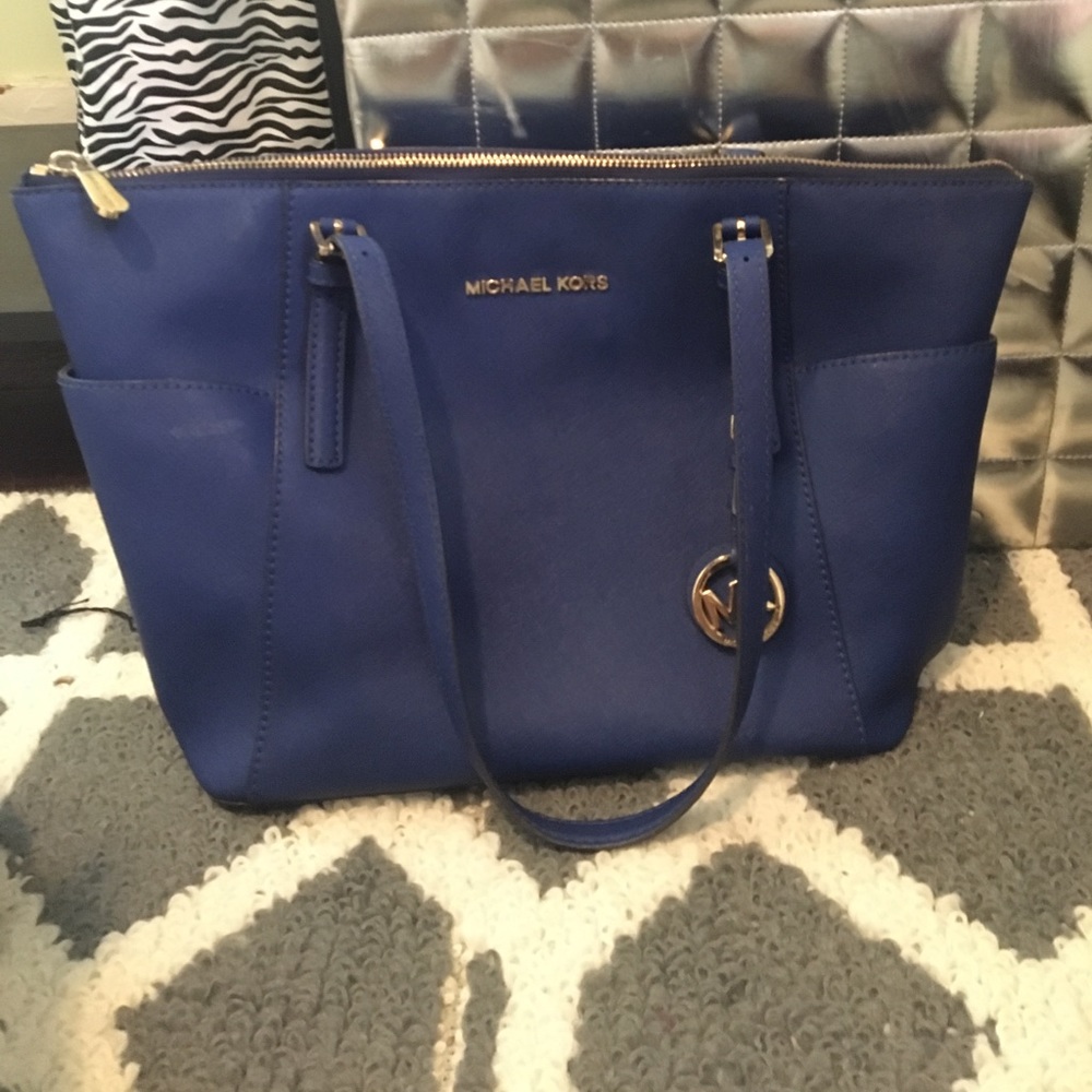 Michael Kors Jet Set Tote