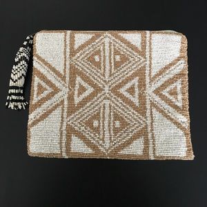 Beaded clutch