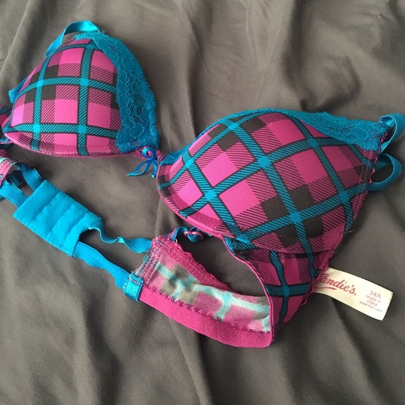 34A Bra - Picture 4 of 7
