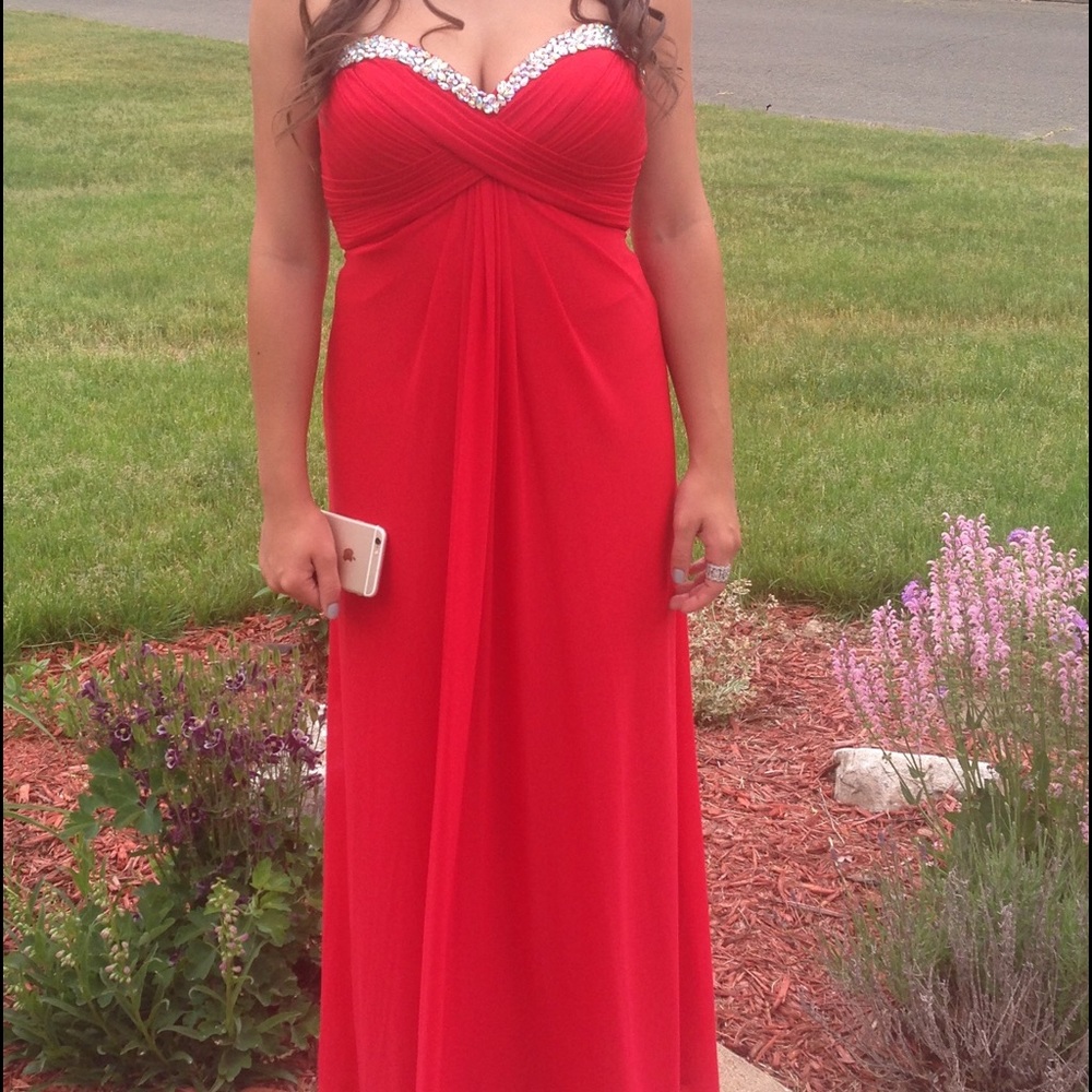 Red La Fremme Prom Dress, elegant formal gown