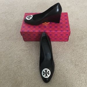 Tory Burch Alice Wedges