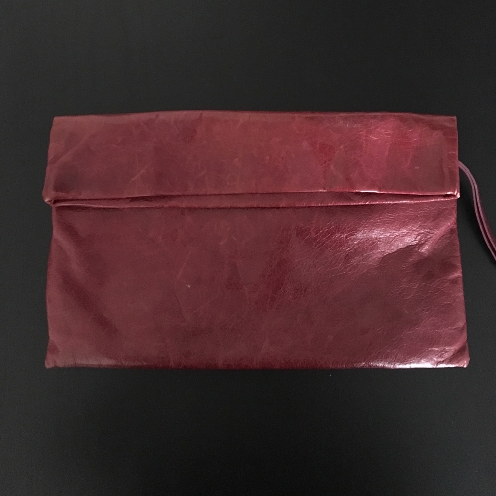 Gianni Chiaroni genuine leather clutch