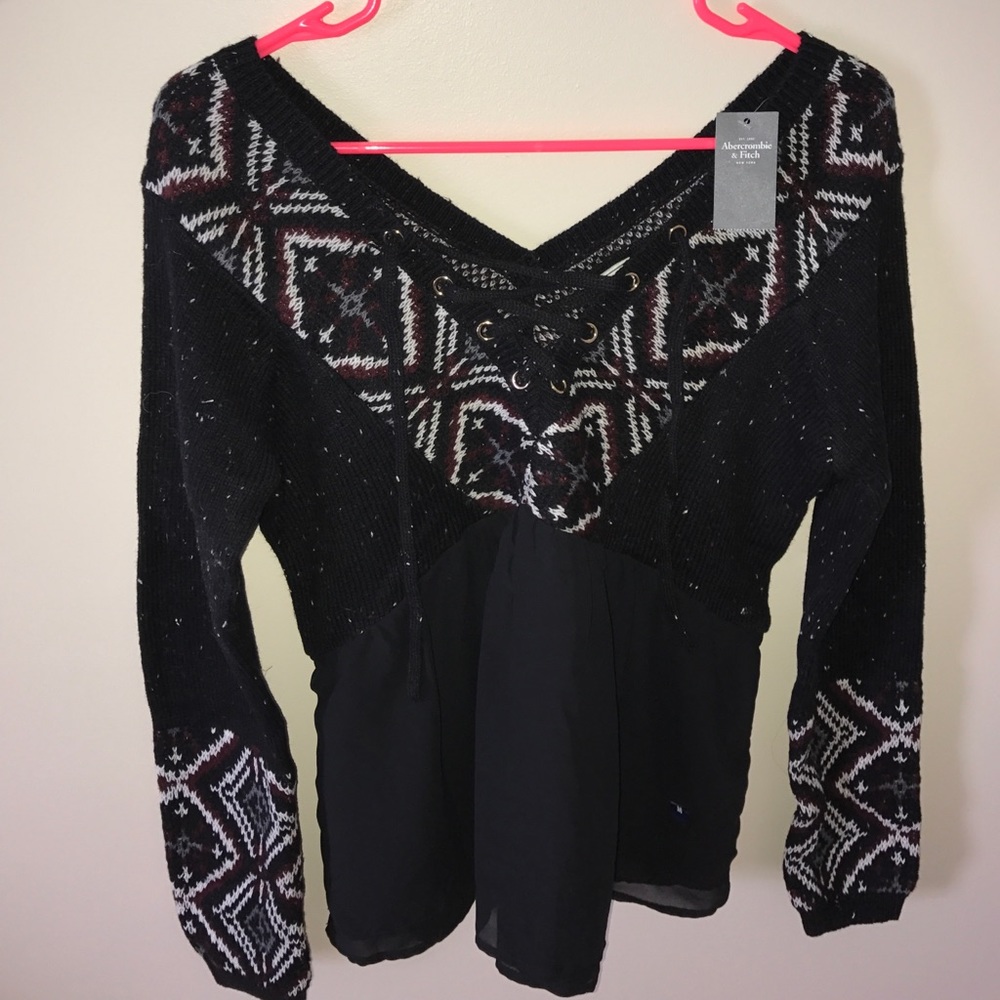 Abercrombie & Fitch lace up sweater