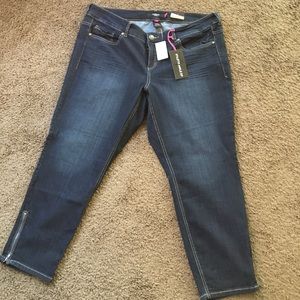 Torrid Stiletto Ankle Zip Jeans