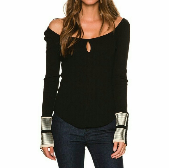 LAST ONE! Free People Keyhole Print Cuff Thermal - Picture 2 of 3