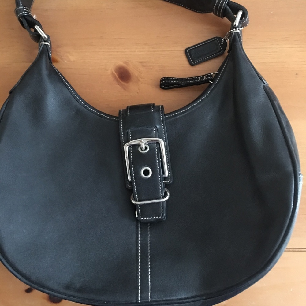 Coach leather back shoulder bag
