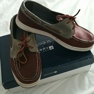 Sperry top-sider