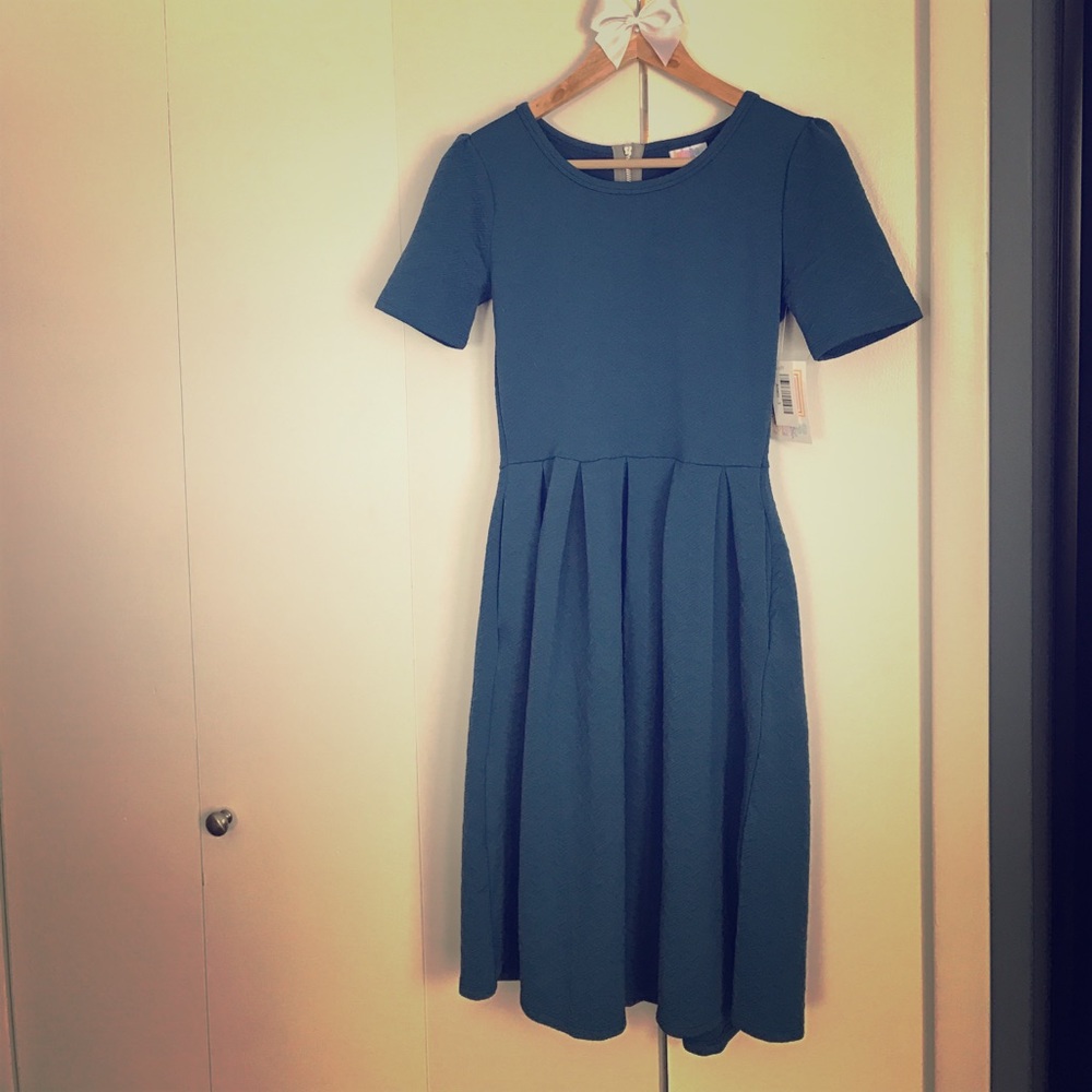 Lularoe Amelia