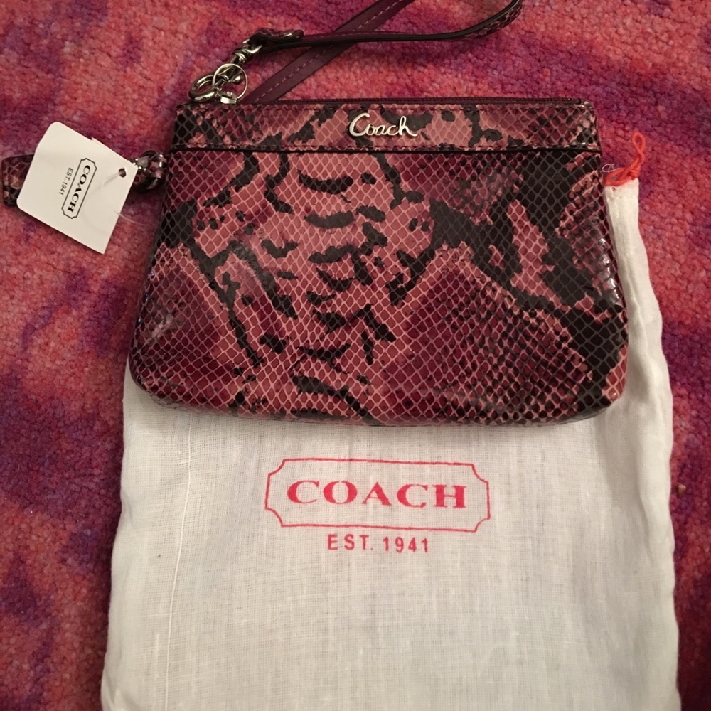 Coach - wristlet- NWT