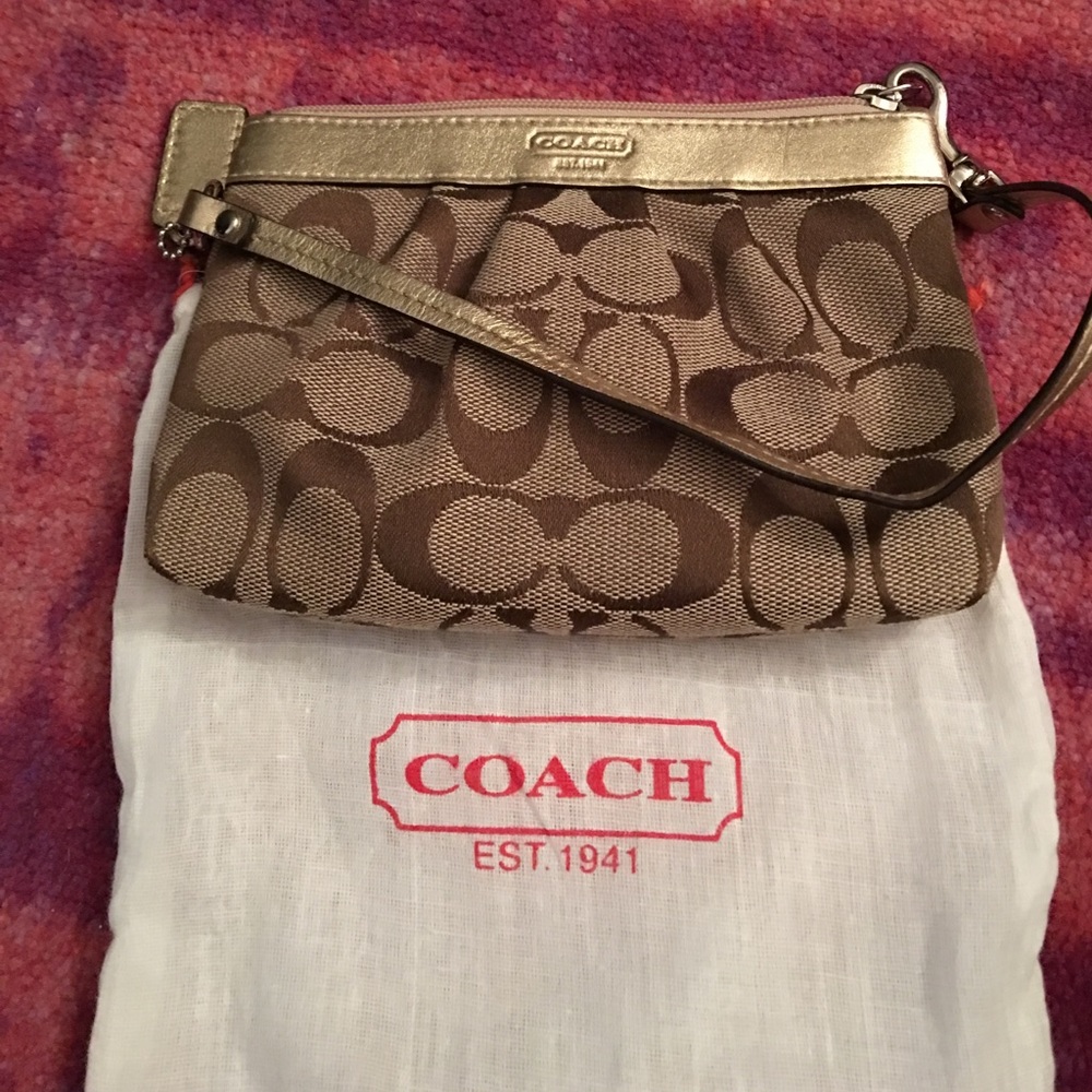 Coach - Gold Wristlet