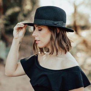 Meet your Posher, Shannon