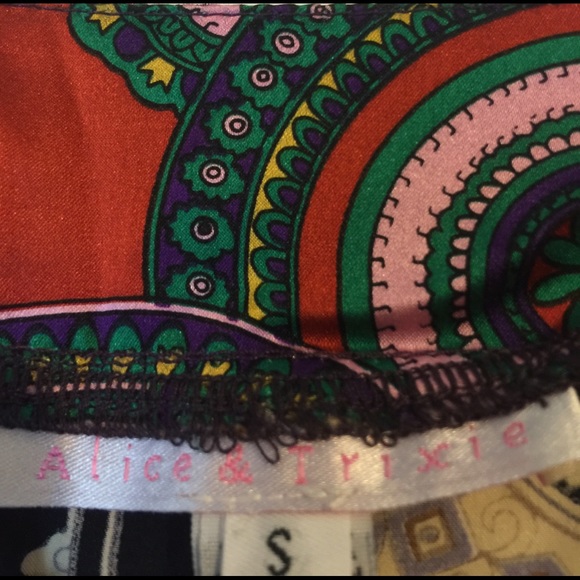 Alice and trixie silk top - Picture 3 of 3