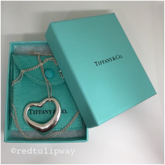 🌹SOLD🌹Tiffany & Co. 36mm Open Heart Pendant - Picture 1 of 6
