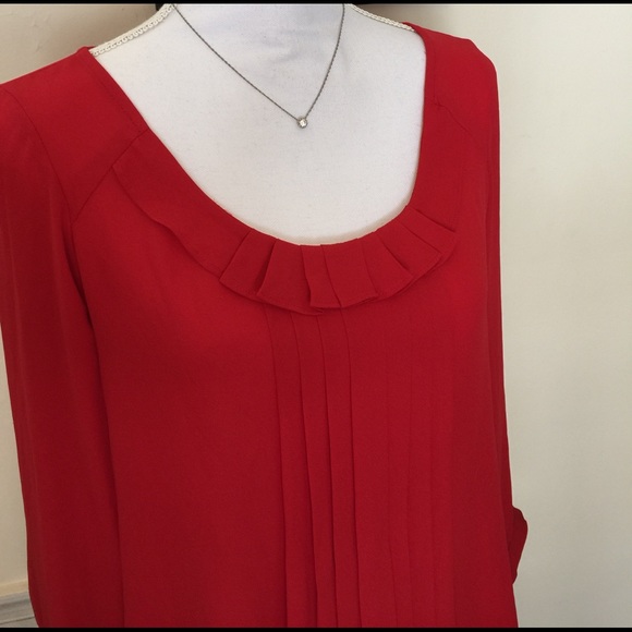 3/15$ AT LOFT cherry red pleated front blouse Sz S - Picture 3 of 4