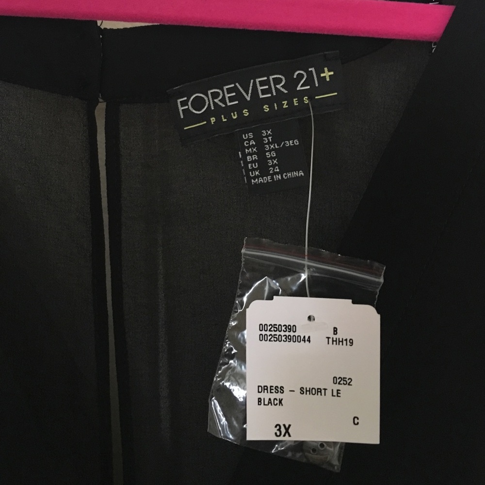 ‼️sold ‼️ size little black dress, sheer top, 3X - Picture 6 of 6