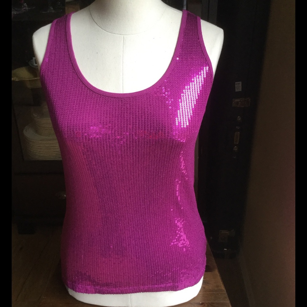 Lot of 2 sequin tanks size MEDIUM