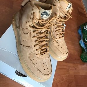 Air Force 1 Hightop Nikes Size 5.5 in Flax