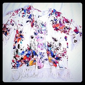 Short sleeve boutique kimono!