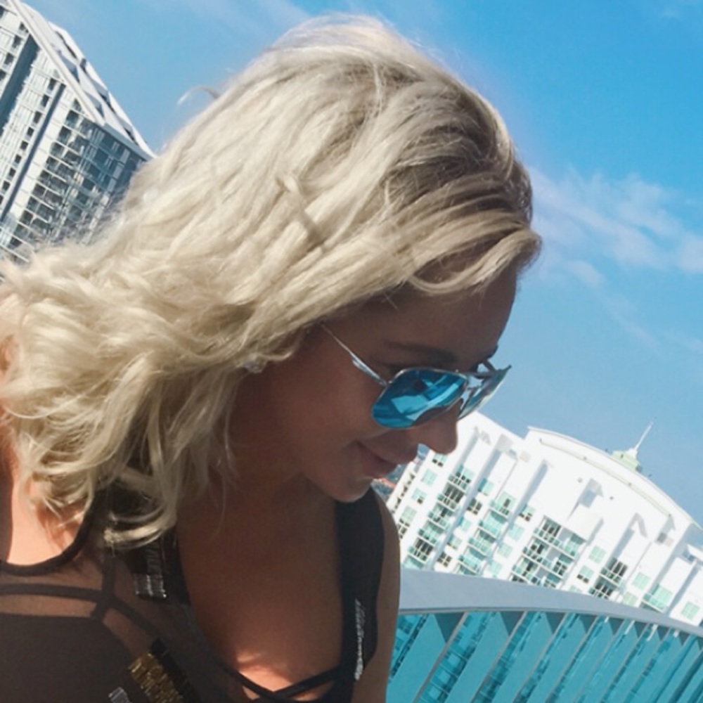 Meet your Posher, Megan