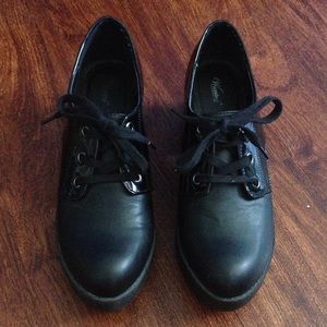 WANTED DRESS SHOES HALF PATENT-HALF MATTE SIZE 9