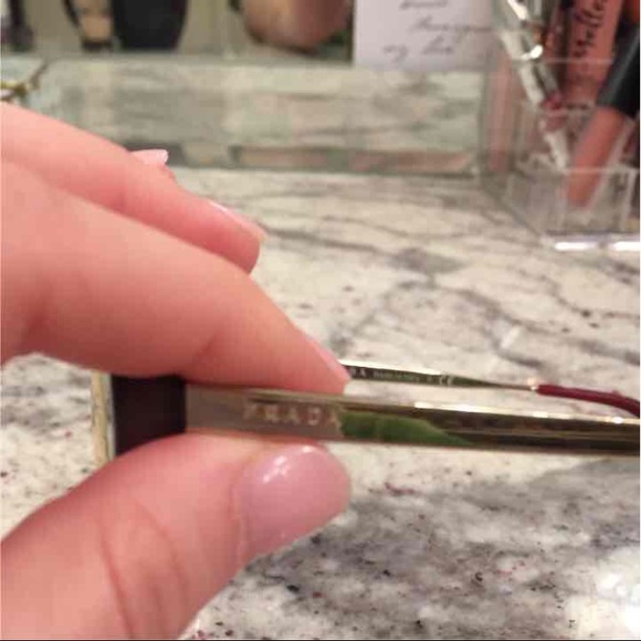 Prada sunglasses basically brand new. - Picture 4 of 4
