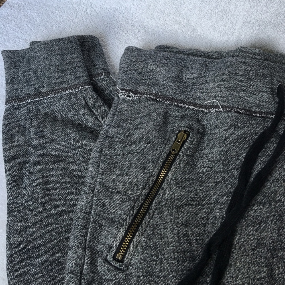 American Eagle Joggers