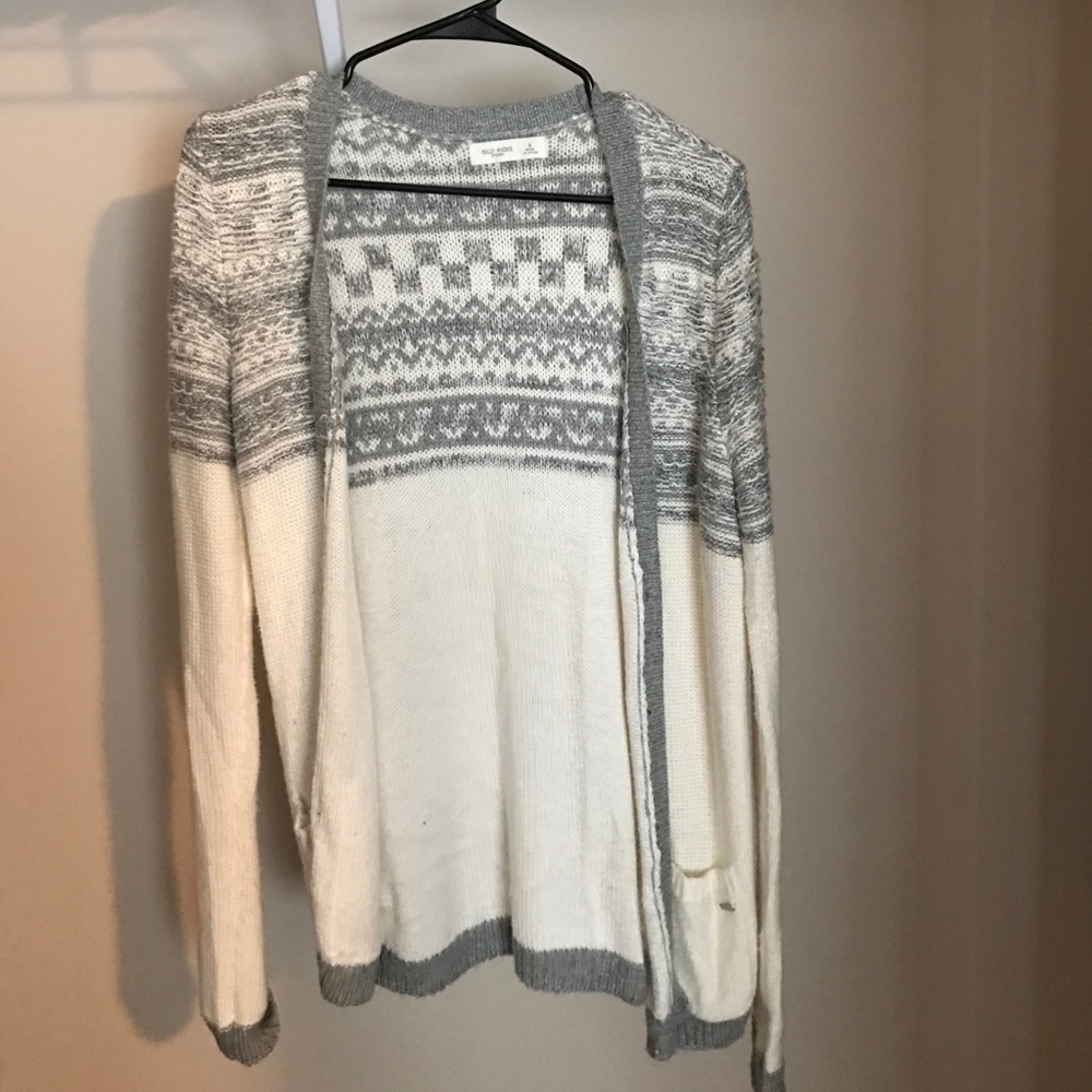 Gilly Hicks cardigan sweater