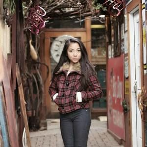 Meet your Posher, Emily