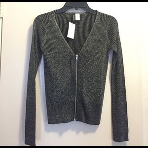 🎉🎉NWT!Sparkly little zip up sweater