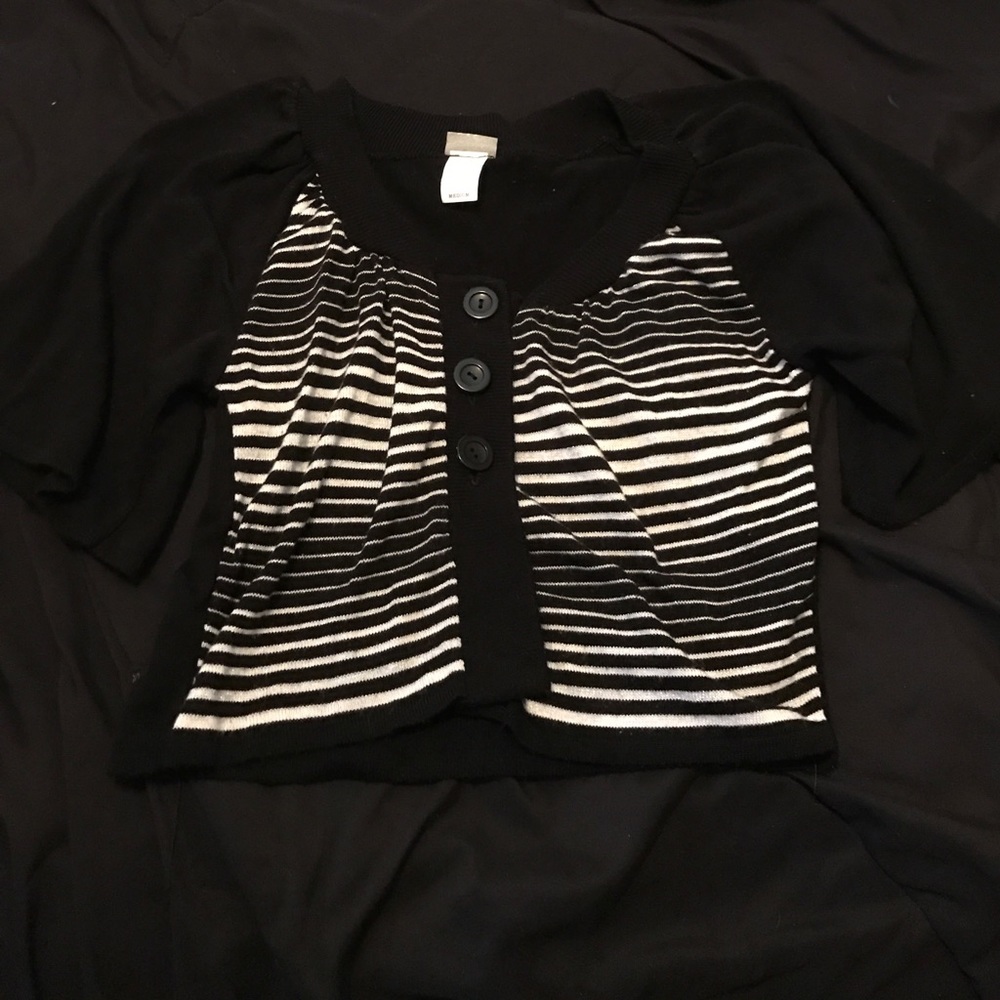 Black and white striped cropped cardigan