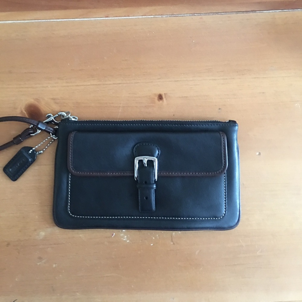 Coach leather wristlet with pockets