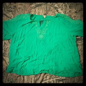 Green woman's XL Sonoma shirt
