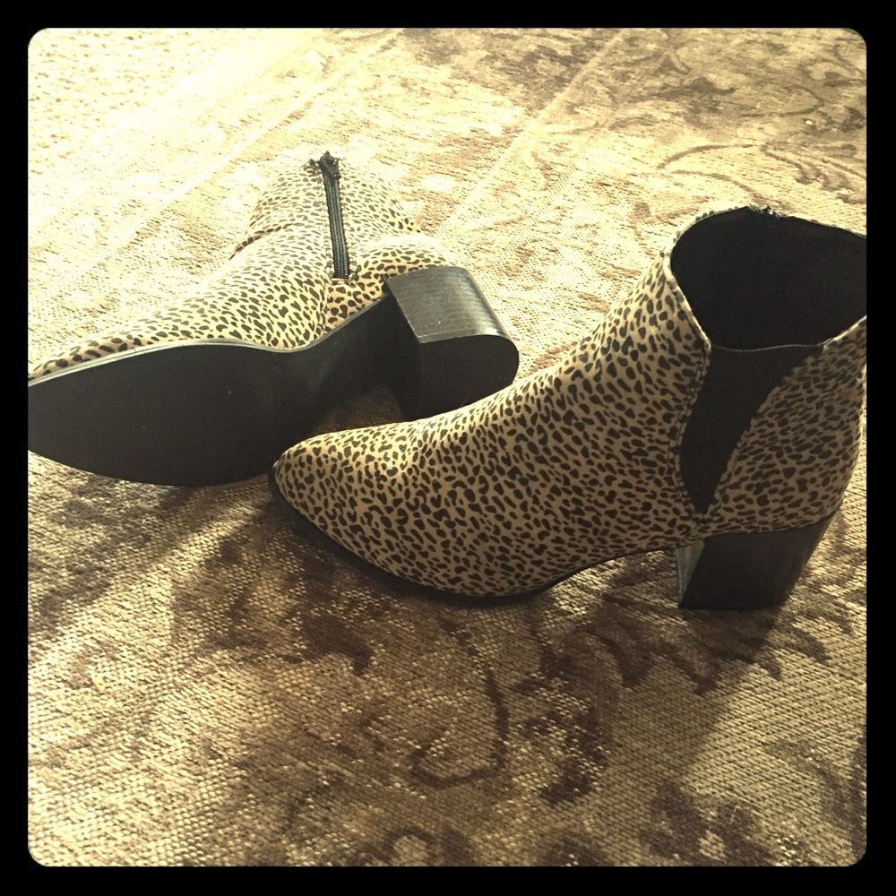 Leopard booties