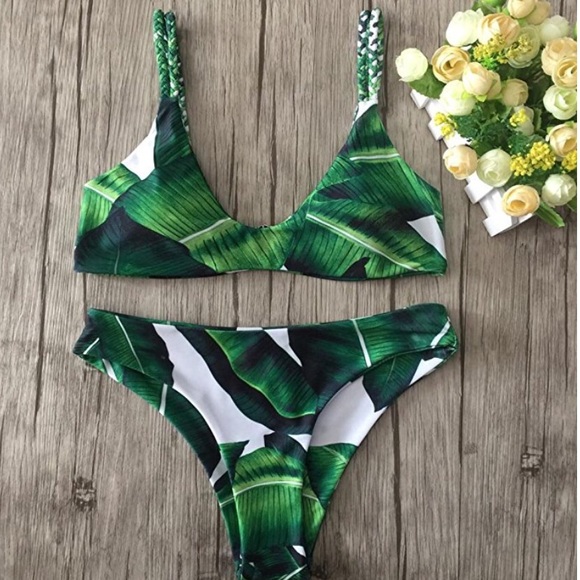 💕LAST ONE!! Green Leaves Bikini Set - Picture 2 of 5