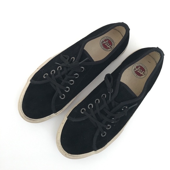 GAP Other - Gap men's low top sneakers