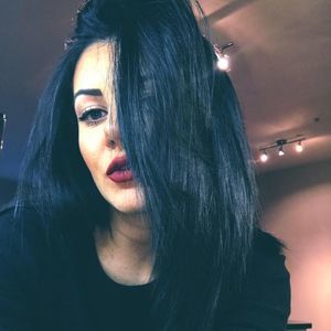 Meet your Posher, Denisa