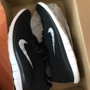 Women's Nike Fly Knit