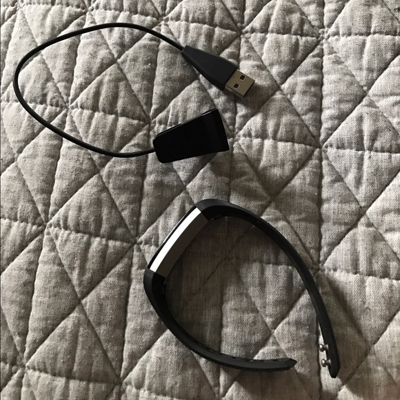 SOLD!-FitBit Alta - Picture 3 of 4