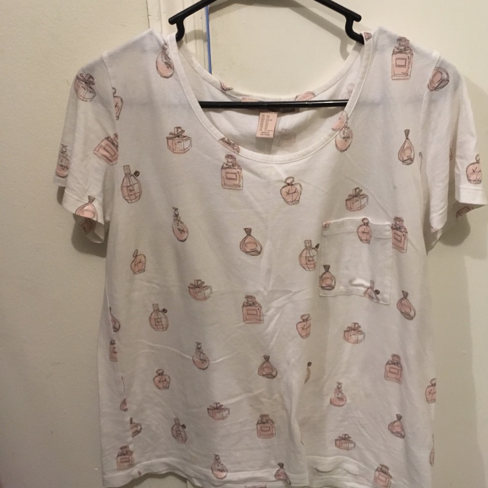 White top perfume