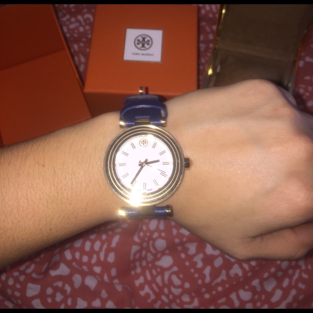 Tory Burch watch NEVER WORN🔥