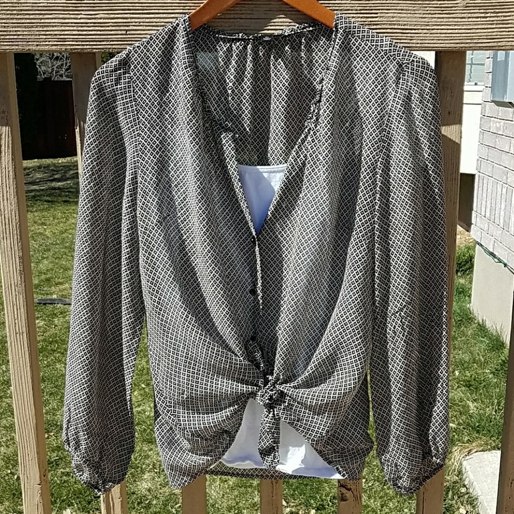 Ann Taylor 100% Silk Long Sleeve Crepe Blouse