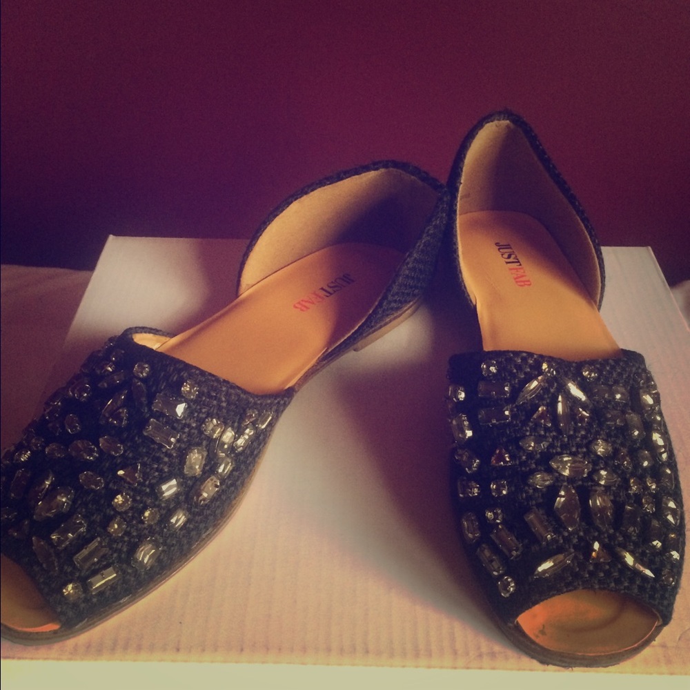 Studded flats