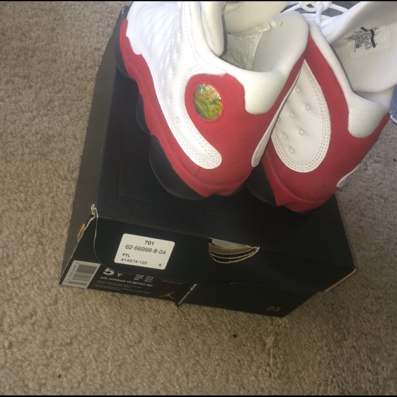 Jordan cherry 13s 🍒 size 5y TRADED! - Picture 4 of 4